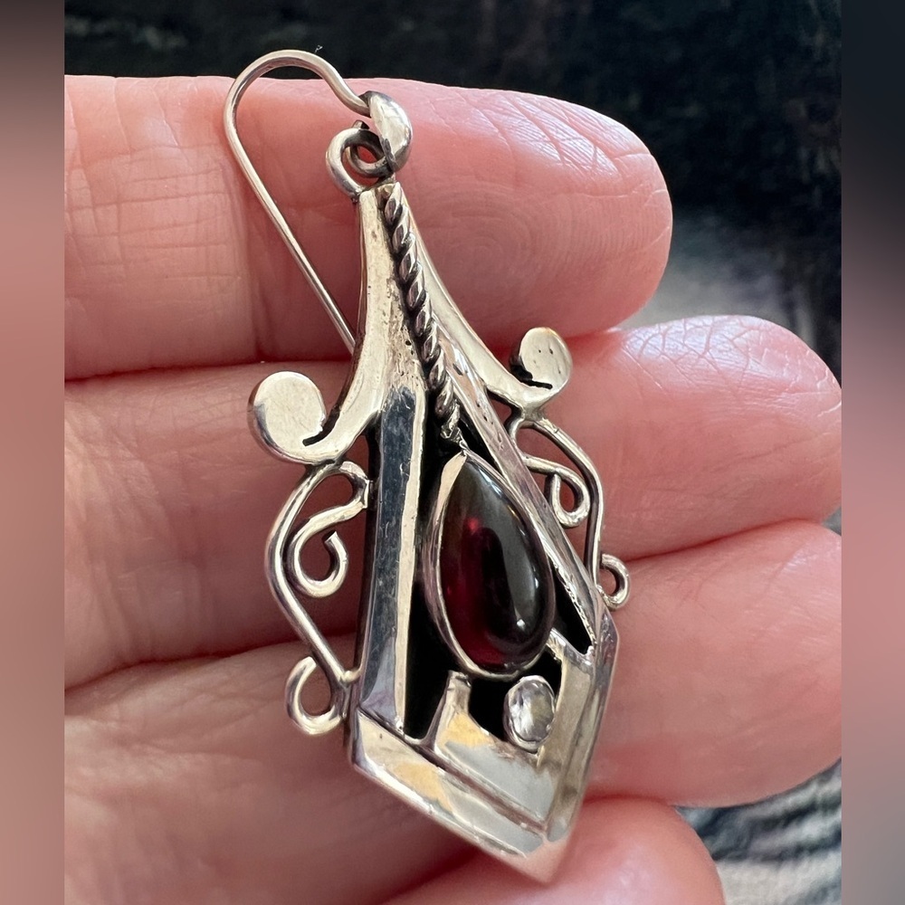 ❤️ Garnet Sterling 925 Earrings 10.3gms Art-Deco Boho Ethnic Theme 1970’s - Picture 9 of 10